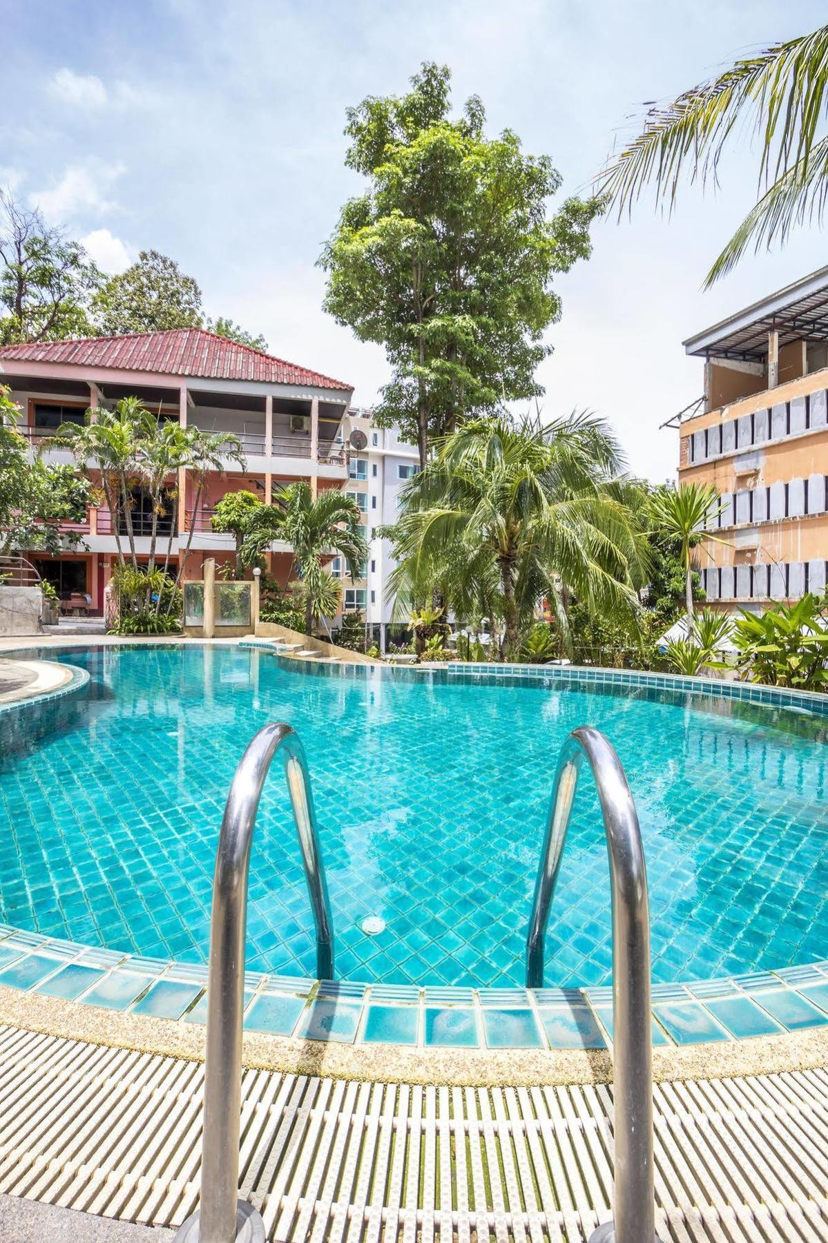 Baan Lukkan Patong Resort Phuket Zewnętrze zdjęcie